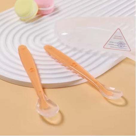 Cuillère Thermosensible Bébé – Repas Sécurisés et Tout en Douceur