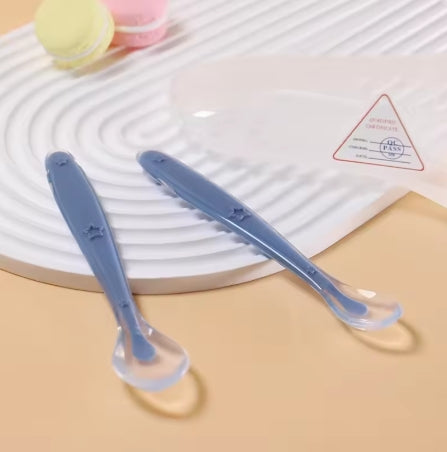 Cuillère Thermosensible Bébé – Repas Sécurisés et Tout en Douceur